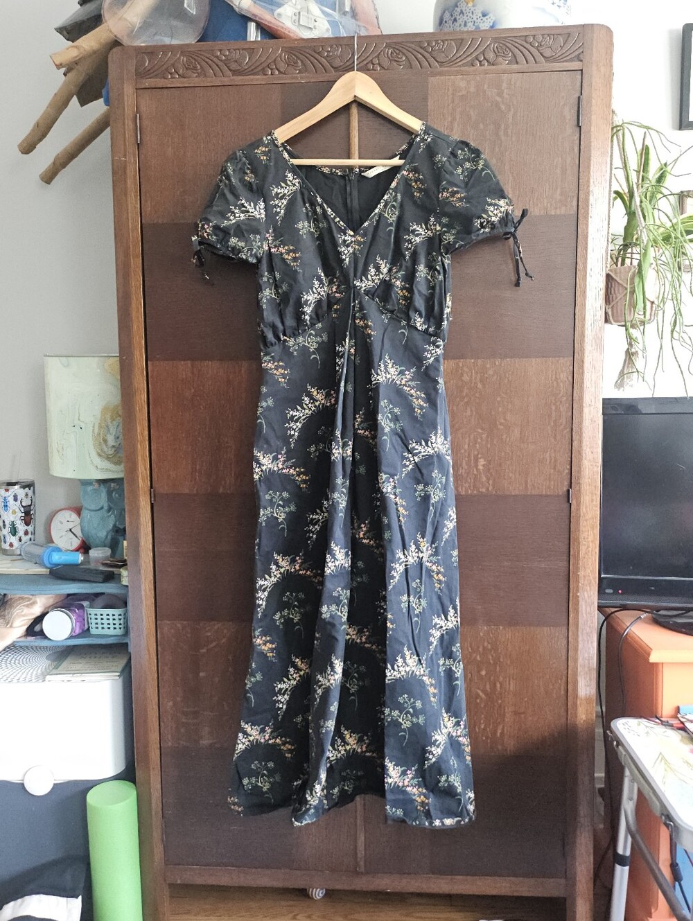 E-Shakti Black Floral V-Neck Midi Dress